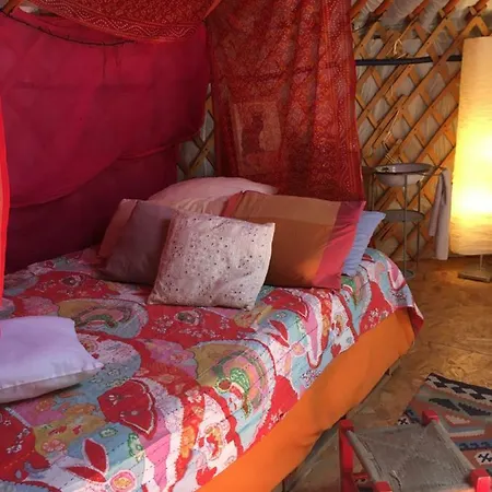 Yurt Lisboa