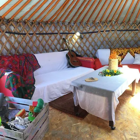 Yurt Lisboa São João dos Montes