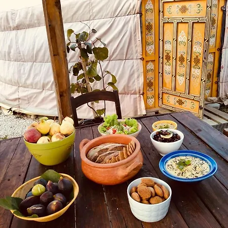 Yurt Lisboa Campo de lujo São João dos Montes